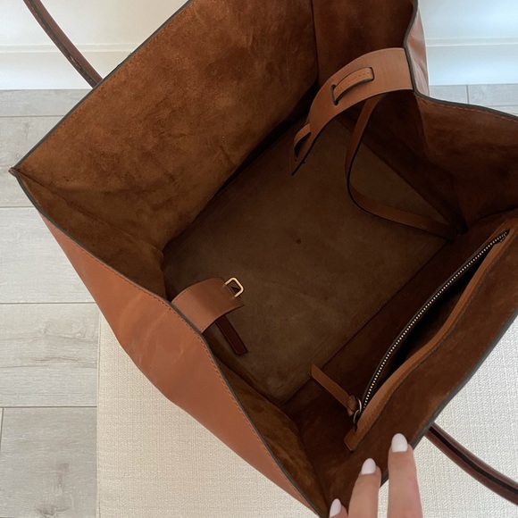 Celine Calfskin Medium Phantom Luggage - Picture 4 of 8